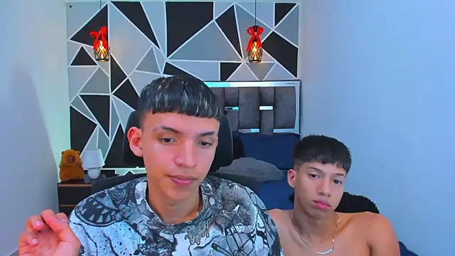 Show de Juan_Nd_Steven na webcam