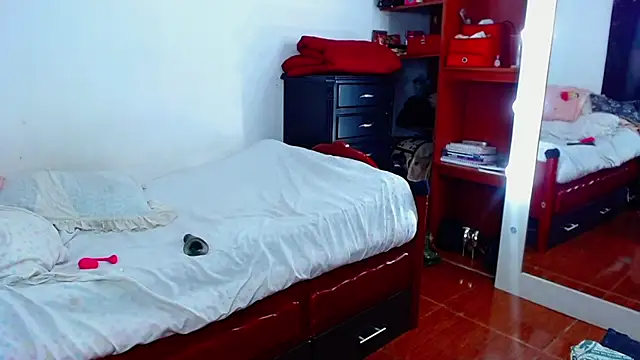 MariamGray1 Live XXX-chat