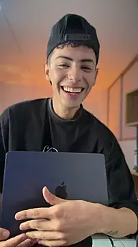 Chatroom XXX en direct de Sebastian_Reed