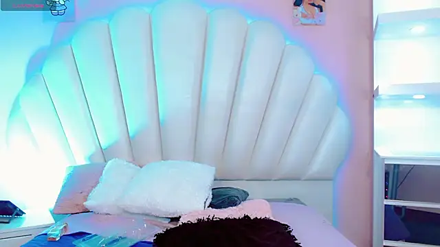 Chat +18 de Daniiela_Ember ao vivo