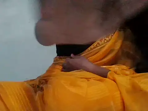 Rathi-priyaan Live XXX chat