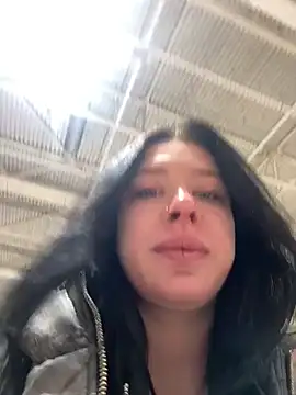 AlishaOfThornsのライブXXXチャット