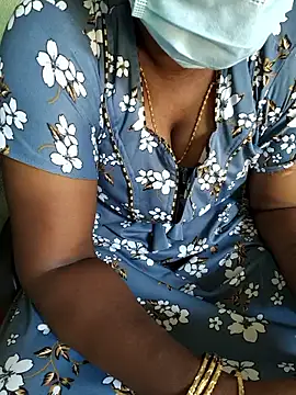 Онлайн чат XXX Tamilselviroja-