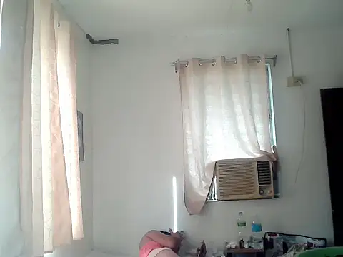 bigcockkyla Adlı Modelin Canlı XXX Sohbeti