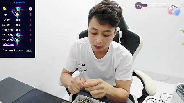 X-manh 现场XXX聊天