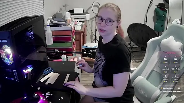 LilyFoxxx's Live XXX Chat