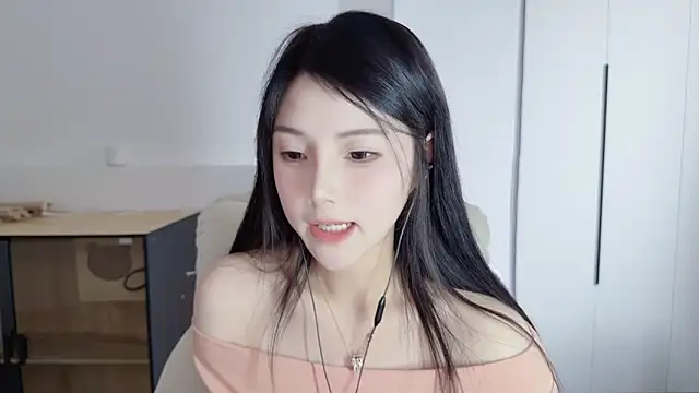 HaagenDazs_'s Live XXX Chat