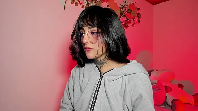 miku_st élő XXX-chatje