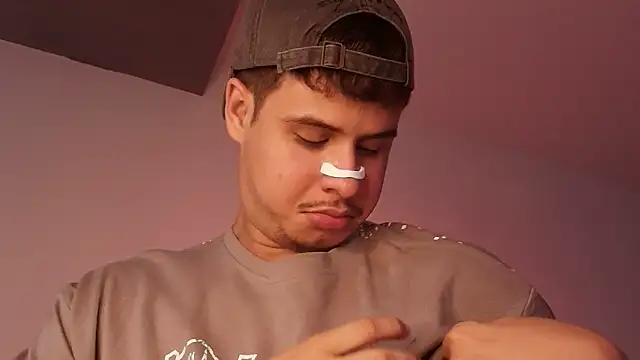 Chatroom XXX en direct de BjornSteel