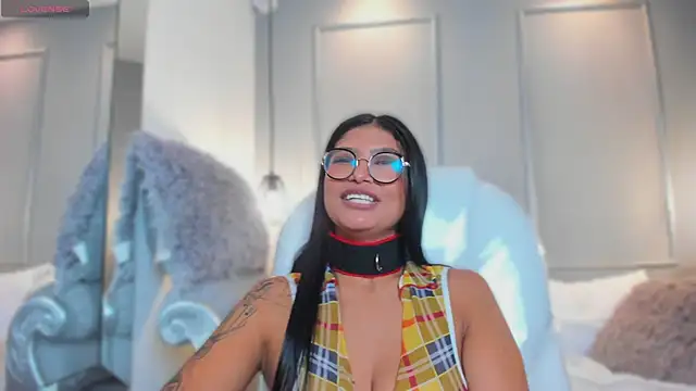 MiaSmit_n Live XXX chat