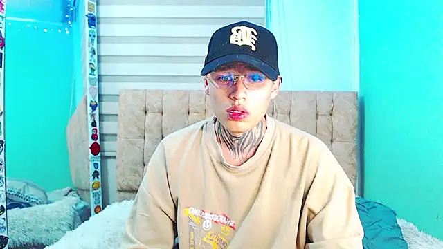 Chatroom XXX en direct de _justinmoon2