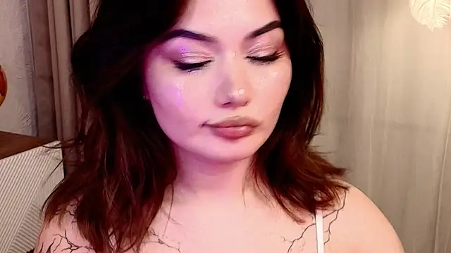 دردشة Dark_Moni الجنسية المباشرة