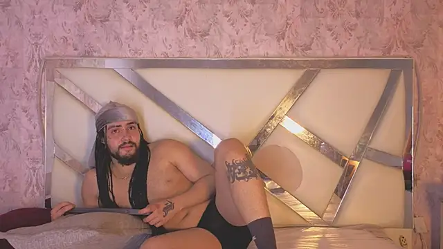 Benny_and_Mark Adlı Modelin Canlı XXX Sohbeti