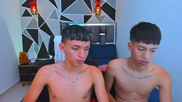 Juan_Nd_Steven Adlı Modelin Web Kamerası Şovu