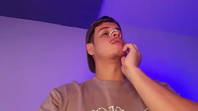 Chat XXX en directo de BjornSteel