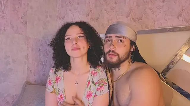 Chat XXX en directo de Benny_and_Mark