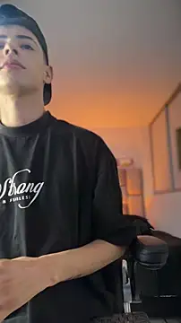 Chatroom XXX en direct de Sebastian_Reed