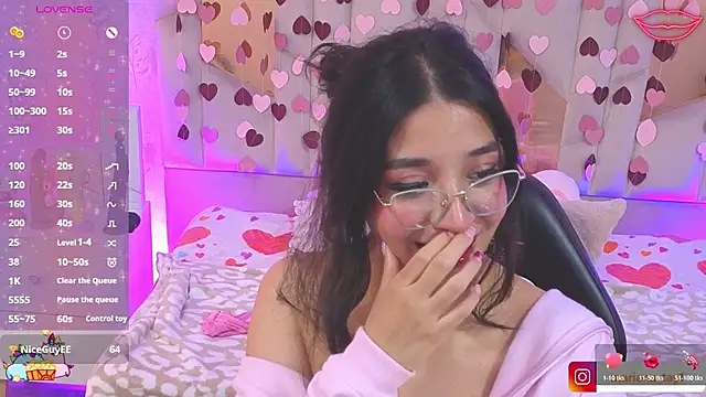 MARIANA_TAY1  のライブXXXチャット