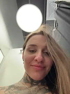 KishaMur's Webcam Show