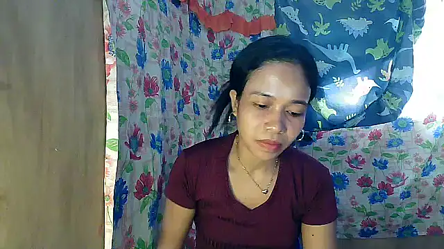 PinaySkinnyGirln Live XXX chat