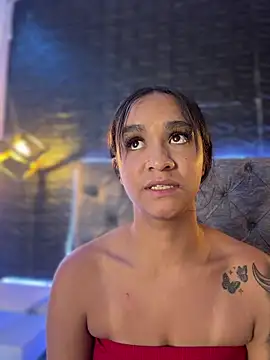 Isabella-Teenn Live XXX chat