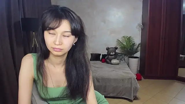 SheilaRareのライブXXXチャット