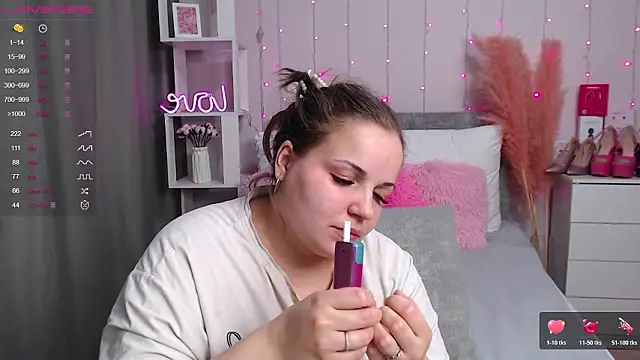 Crazyy_girl_ Live XXX-chat