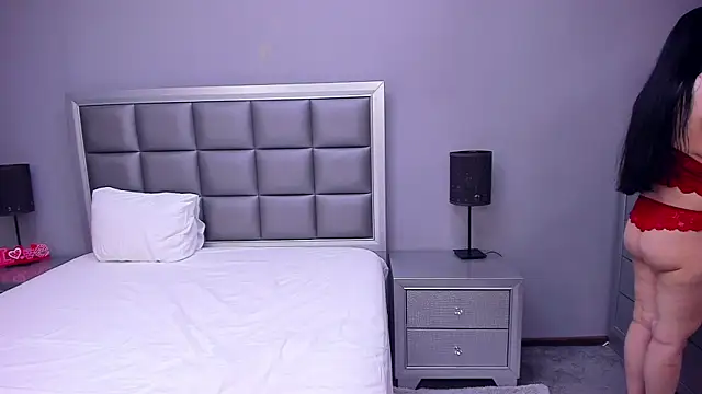 XXX chat uživo modela HellennSweet