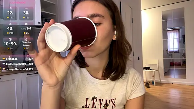 DeltaNorwoode webcam show