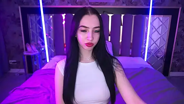 WildKittenX_'s Live XXX Chat