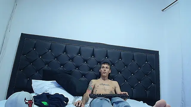 Show Webcam de Ethan_Wolfe