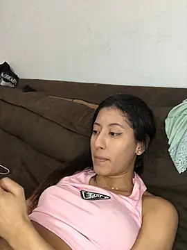 Show de casalnovo8 na webcam