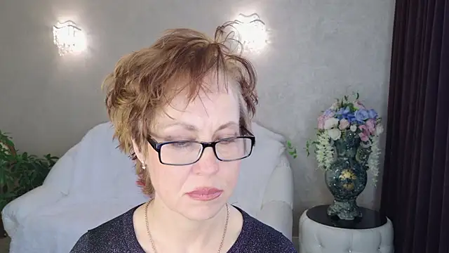 LioraWeiss – Kamerová šou