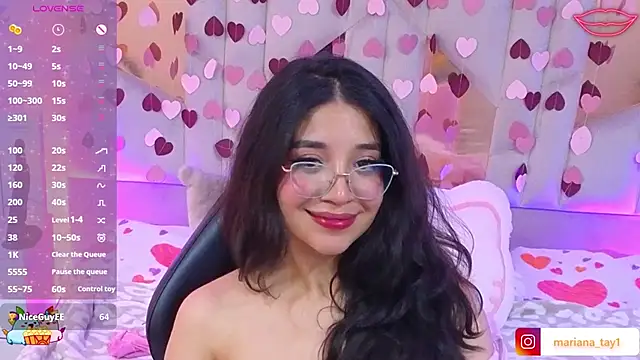 MARIANA_TAY1 Adlı Modelin Canlı XXX Sohbeti