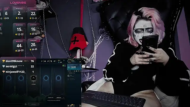 Chat +18 de Navier__ ao vivo