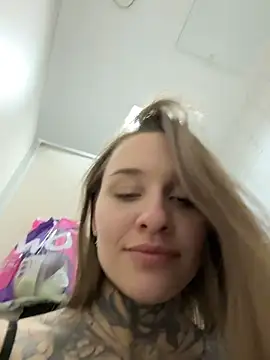 KishaMur Chat XXX live