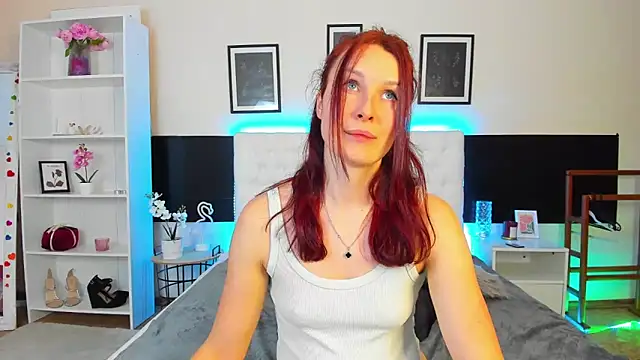 Вебкам-шоу KiraNeeww