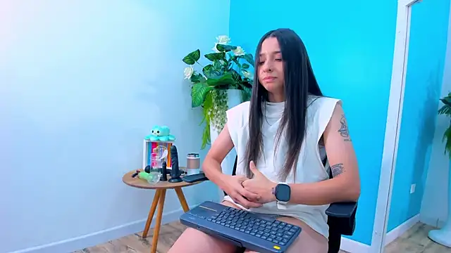 Chat XXX en directo de ViictoriiaSaenz