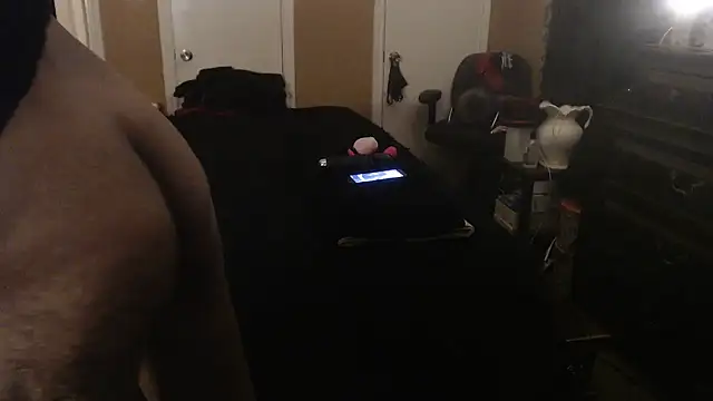 Chat XXX en directo de DivatheSnakecharmer