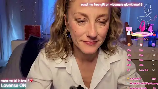 Chat XXX en directo de Glowithme13