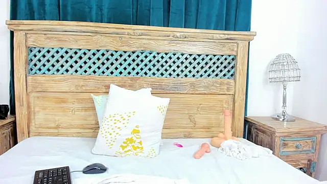 Cassandra_Armani Live XXX-chat