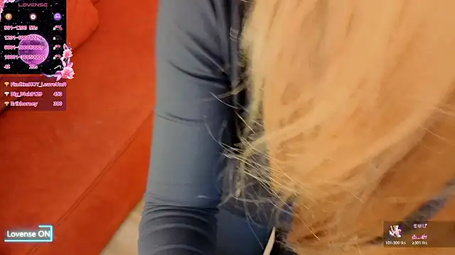 LaurieGutierrez's Live XXX Chat