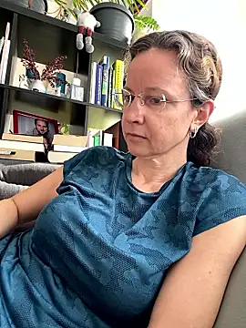 AnnikaRose élő XXX-chatje