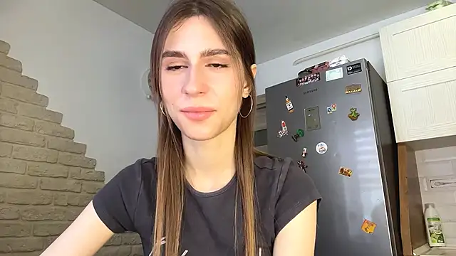 ElsieKuhlmann's Live XXX Chat