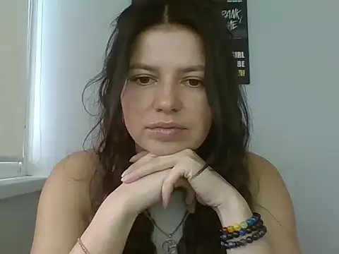 Naughty_Nata – Naživo XXX chat