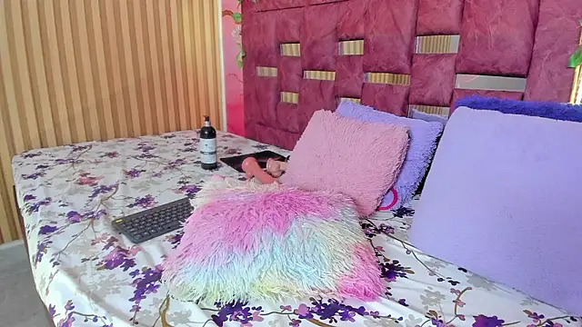 Chatroom XXX en direct de Daisy__rose