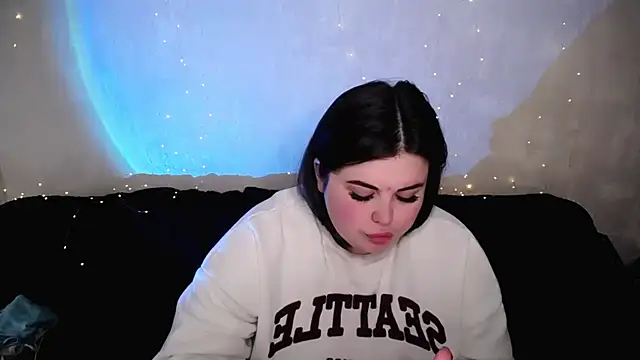 Emily_Mo Chat XXX live