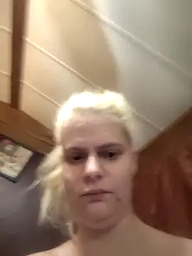 BadAssBitchMakayla 网络视讯表演