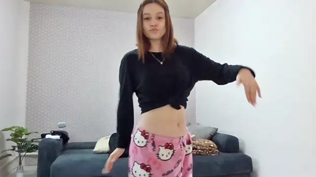 Ammymia Adlı Modelin Canlı XXX Sohbeti