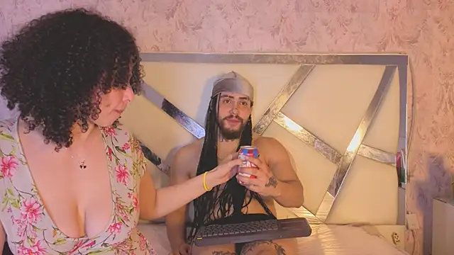 Benny_and_Mark Live XXX Chat